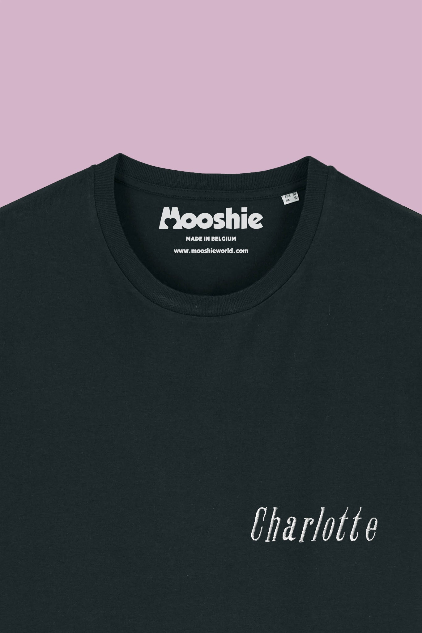 Jouw tekst hier cursief | Sweater | 9 tekens (per rij)